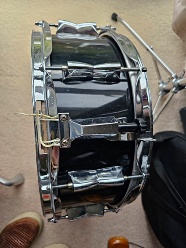 Yamaha black drum set snare - black,