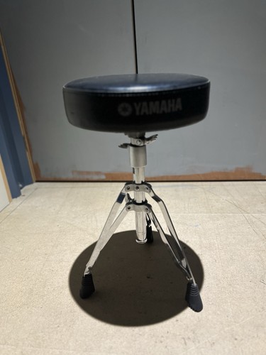 Yamaha adjustable drum - adjustable, throne