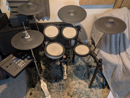 Yamaha dtx700 electronic kit - electronic,