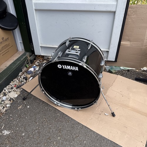 22x16 yamaha bass - yamaha,
