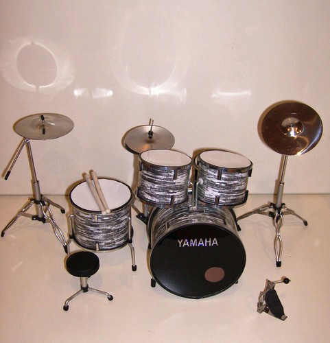 Rgm305 yamaha miniature - ,